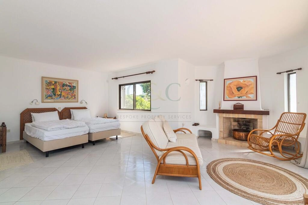 Villa com 3 quartos à venda em Almancil Villa com 3 quartos à venda em Almancil