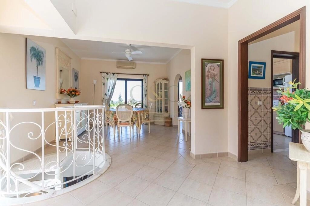 Villa com 3 quartos à venda em Almancil Villa com 3 quartos à venda em Almancil