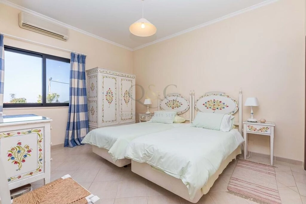 Villa com 3 quartos à venda em Almancil Villa com 3 quartos à venda em Almancil