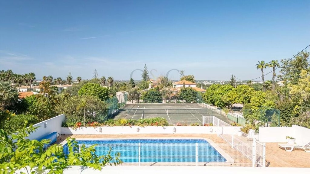 Villa com 3 quartos à venda em Almancil Villa com 3 quartos à venda em Almancil