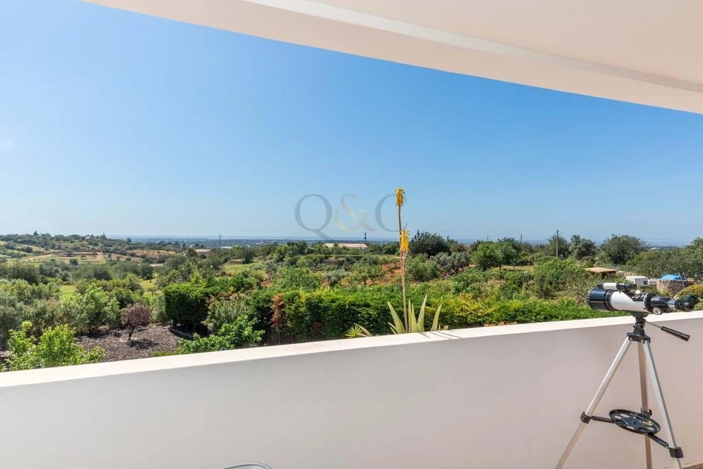 Villa com 3 quartos à venda em Conceição Villa com 3 quartos à venda em Conceição