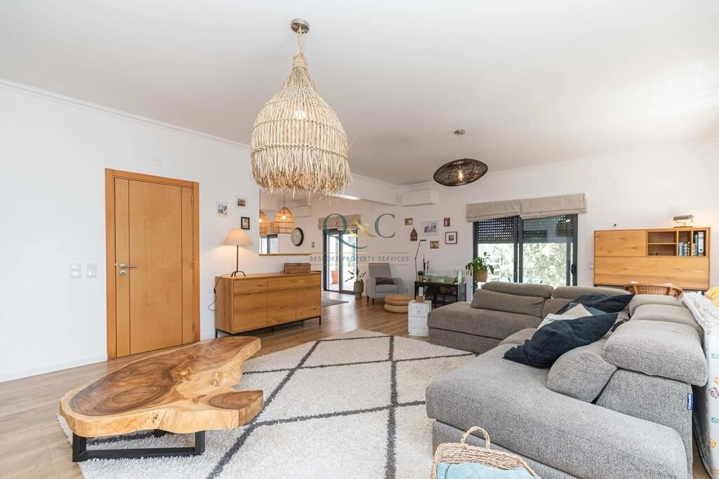 Villa avec 4 chambres à vendre à São Brás de Alportel Villa avec 4 chambres à vendre à São Brás de Alportel