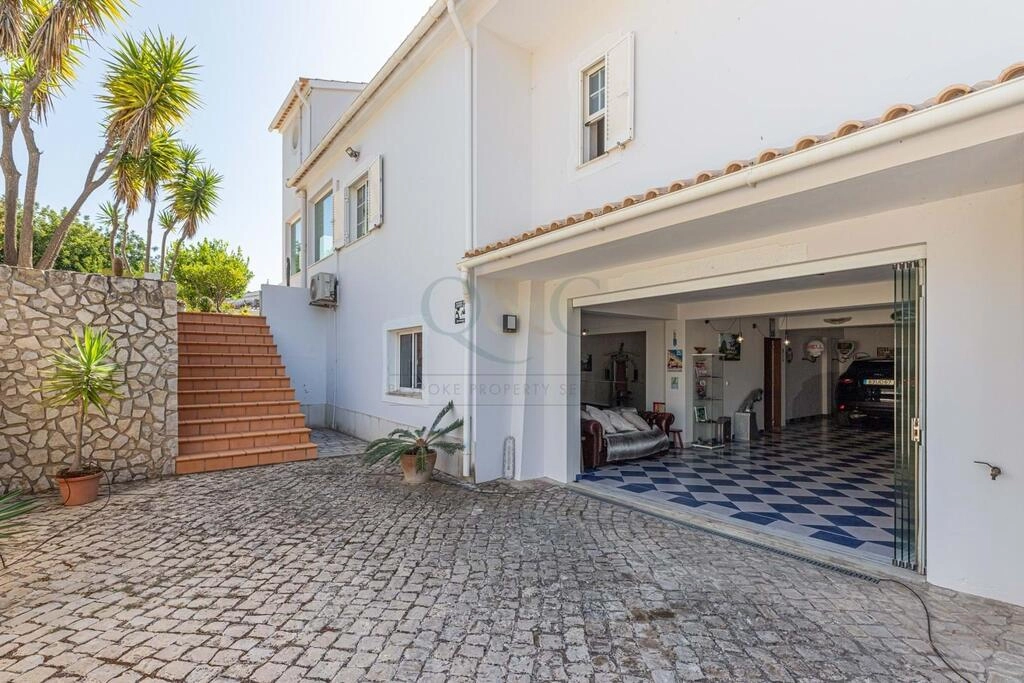 Villa avec 4 chambres à vendre à Boliqueime Villa avec 4 chambres à vendre à Boliqueime