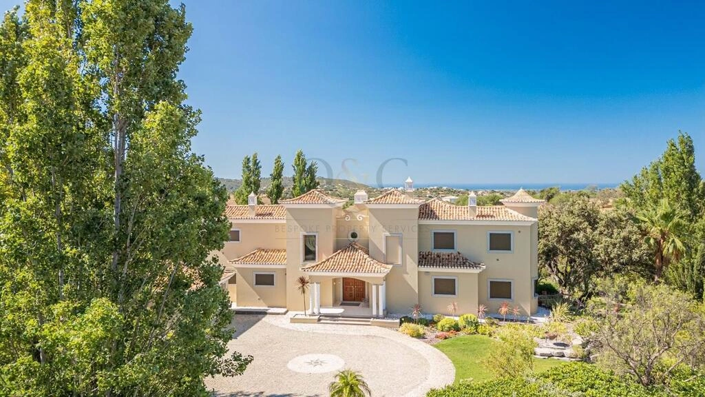 Villa com 4 quartos à venda em Loulé (São Clemente) Villa com 4 quartos à venda em Loulé (São Clemente)