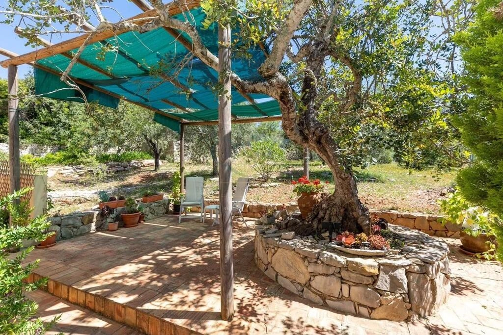 Villa com 4 quartos à venda em Santa Bárbara de Nexe Villa com 4 quartos à venda em Santa Bárbara de Nexe