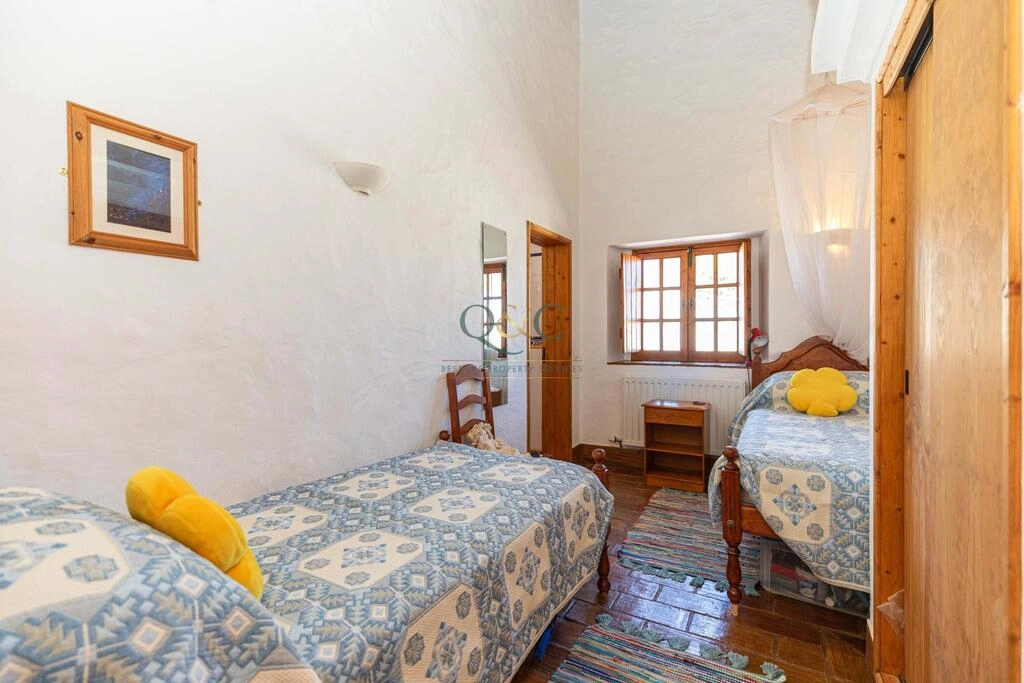 Villa com 4 quartos à venda em São Brás de Alportel Villa com 4 quartos à venda em São Brás de Alportel