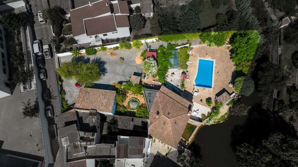 Villa com 4 quartos à venda em Alte Villa com 4 quartos à venda em Alte