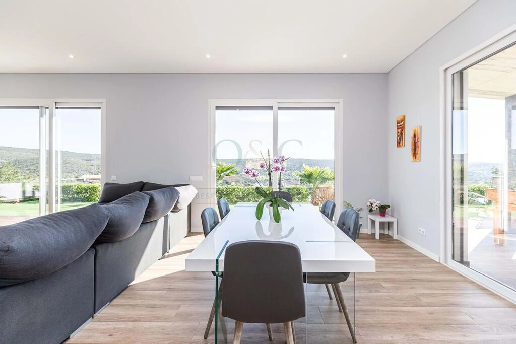 Villa com 4 quartos à venda em Querença Villa com 4 quartos à venda em Querença