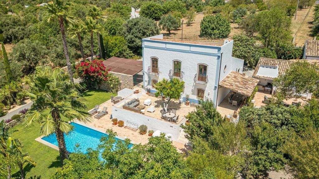 Villa avec 5 chambres à vendre à São Brás de Alportel Villa avec 5 chambres à vendre à São Brás de Alportel