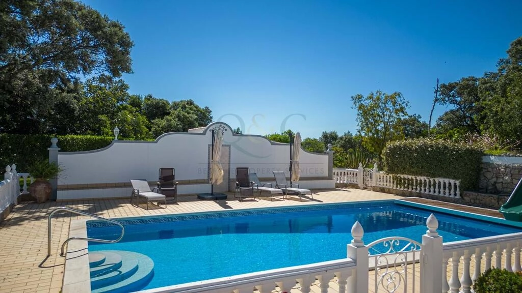 Villa avec 5 chambres à vendre à Loulé (São Clemente) Villa avec 5 chambres à vendre à Loulé (São Clemente)