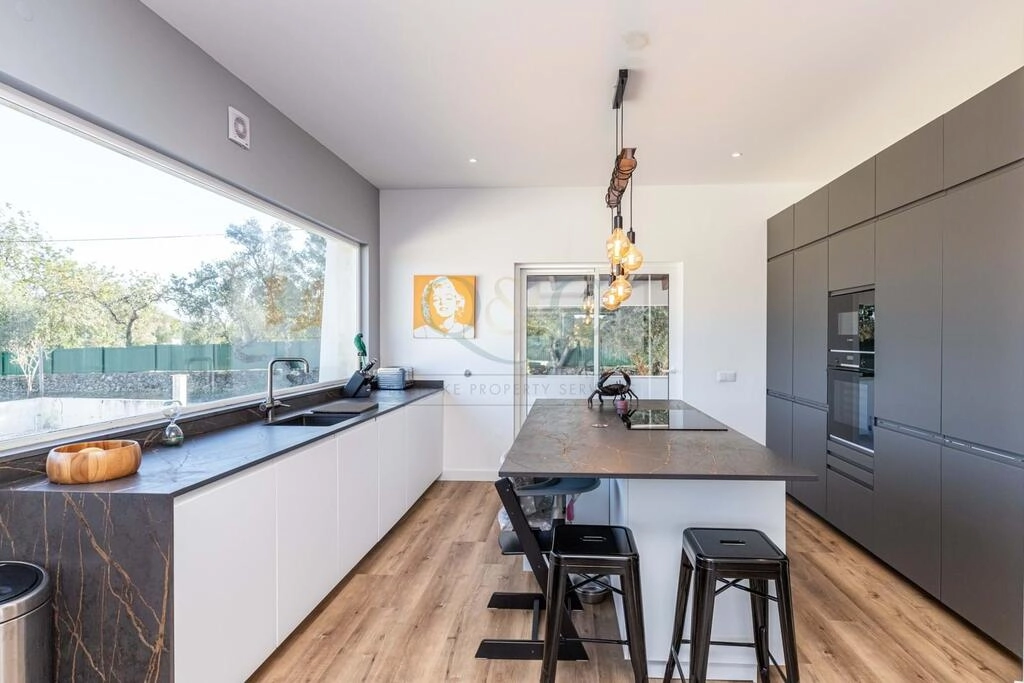 Villa avec 5 chambres à vendre à São Brás de Alportel Villa avec 5 chambres à vendre à São Brás de Alportel