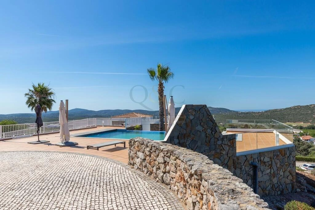 6 Bedroom Villa For Sale in São Brás de Alportel 6 Bedroom Villa For Sale in São Brás de Alportel