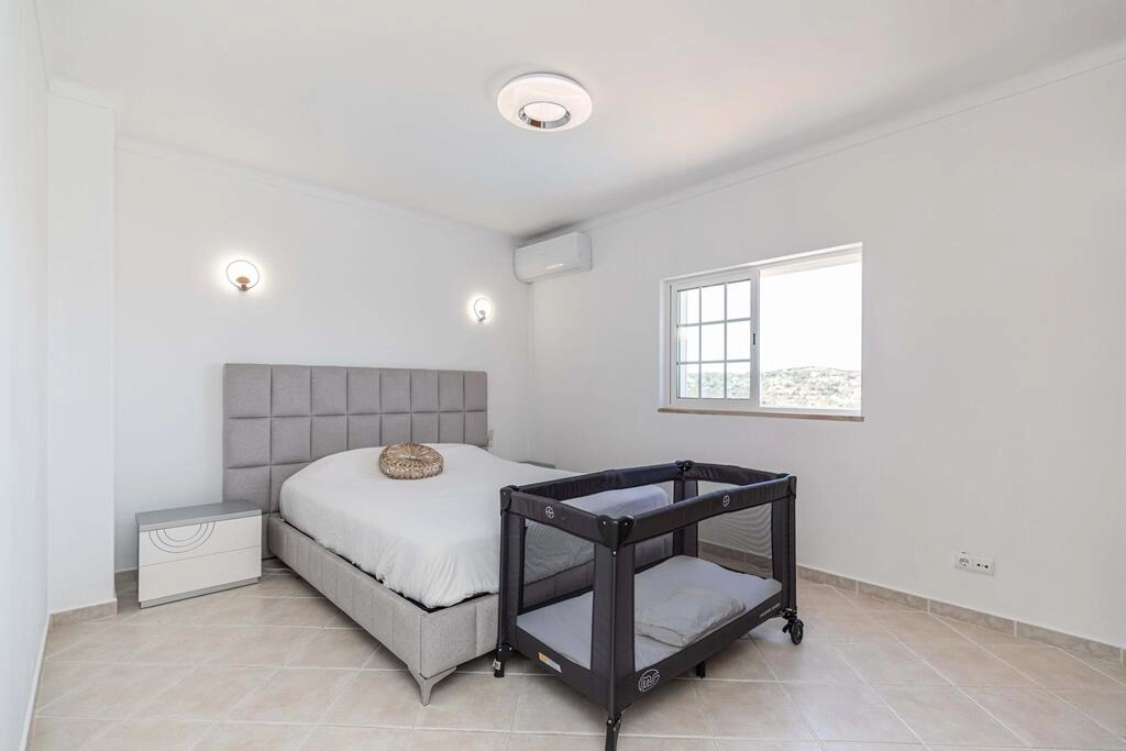 Villa avec 6 chambres à vendre à São Brás de Alportel Villa avec 6 chambres à vendre à São Brás de Alportel