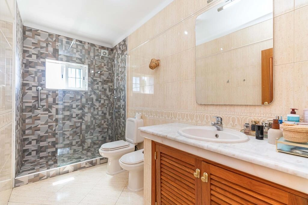 Villa avec 6 chambres à vendre à São Brás de Alportel Villa avec 6 chambres à vendre à São Brás de Alportel