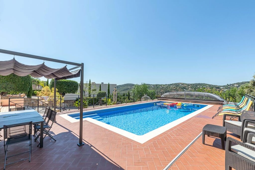 Villa avec 6 chambres à vendre à São Brás de Alportel Villa avec 6 chambres à vendre à São Brás de Alportel