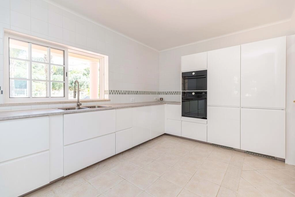 Villa avec 6 chambres à vendre à São Brás de Alportel Villa avec 6 chambres à vendre à São Brás de Alportel
