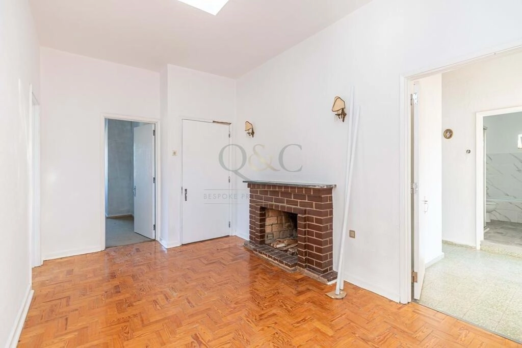 Villa com 7 quartos à venda em Salir Villa com 7 quartos à venda em Salir