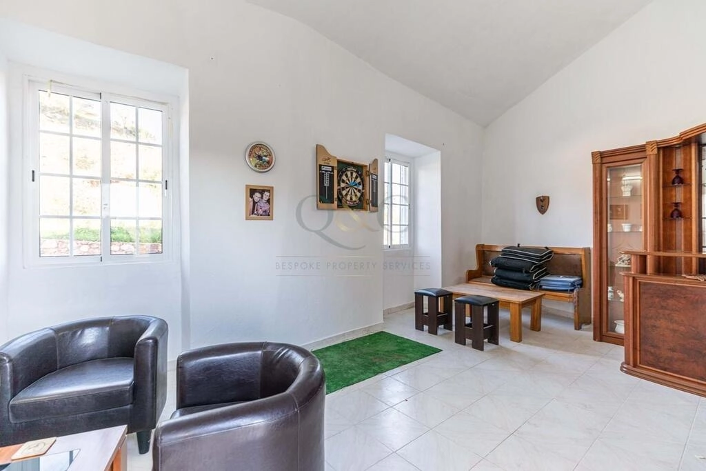 Villa com 7 quartos à venda em Salir Villa com 7 quartos à venda em Salir