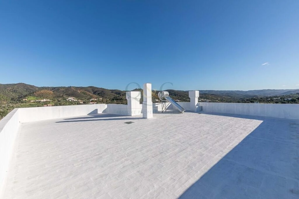 Villa com 7 quartos à venda em Salir Villa com 7 quartos à venda em Salir