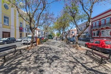 Building For Sale in Loulé (São Clemente)