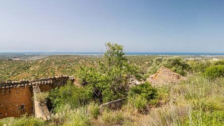 Ruin For Sale in Loulé (São Sebastião)