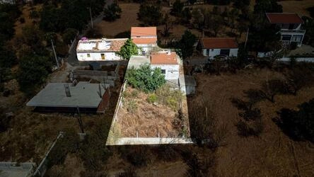 Villa to be renovated For Sale in Querença