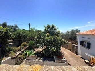 Semi-detached com 1 quarto à venda em São Brás de Alportel