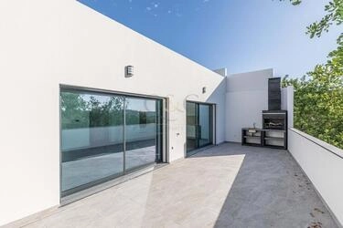 2 Bedroom Semi-detached For Sale in São Brás de Alportel