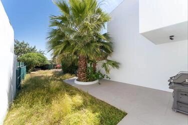 Semi-detached avec 2 chambres à vendre à Quarteira