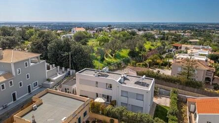 3 Bedroom Semi-detached For Sale in Loulé (São Clemente)