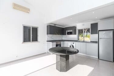 Apartment avec 3 chambres à vendre à Almancil