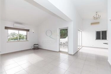 Apartment avec 3 chambres à vendre à Almancil