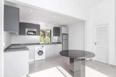 Apartment avec 3 chambres à vendre à Almancil