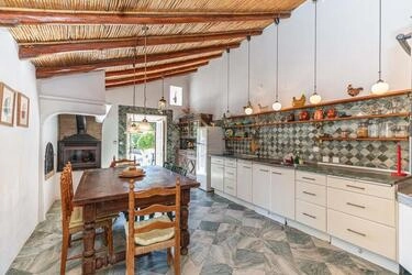 4 Bedroom Farmhouse For Sale in São Brás de Alportel