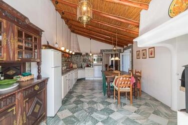 4 Bedroom Farmhouse For Sale in São Brás de Alportel
