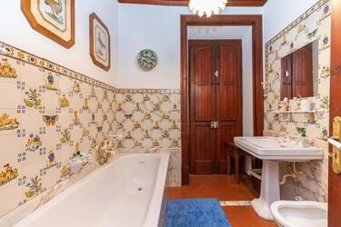 4 Bedroom Farmhouse For Sale in São Brás de Alportel