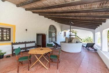4 Bedroom Farmhouse For Sale in São Brás de Alportel