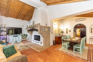 Farmhouse com 4 quartos à venda em São Brás de Alportel