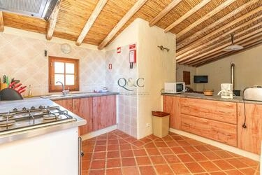 5 Bedroom Farmhouse For Sale in São Brás de Alportel