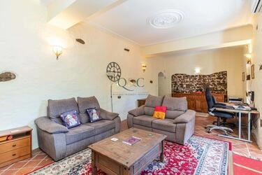 5 Bedroom Farmhouse For Sale in São Brás de Alportel