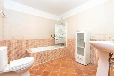 5 Bedroom Farmhouse For Sale in São Brás de Alportel