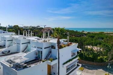 2 Bedroom Apartment For Sale in Almancil