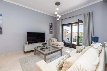 2 Bedroom Apartment For Sale in Santa Bárbara de Nexe