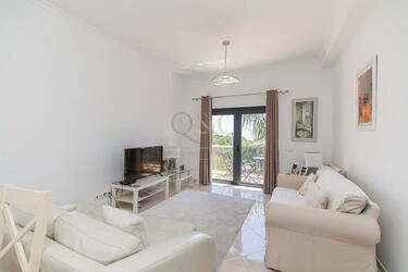 2 Bedroom Apartment For Sale in Santa Bárbara de Nexe