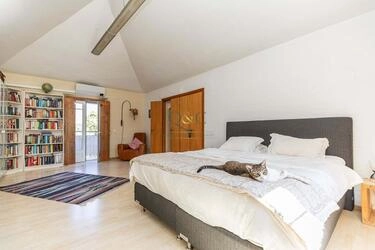 9 Bedroom Farmhouse For Sale in São Brás de Alportel