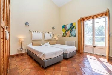 9 Bedroom Farmhouse For Sale in São Brás de Alportel
