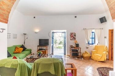 2 Bedroom Villa For Sale in São Brás de Alportel