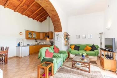 2 Bedroom Villa For Sale in São Brás de Alportel
