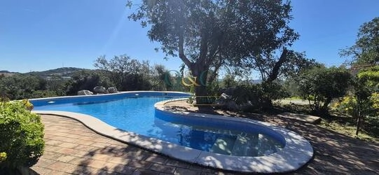 2 Bedroom Villa For Sale in São Brás de Alportel