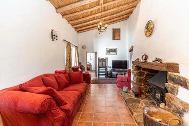 3 Bedroom Villa For Sale in Alte